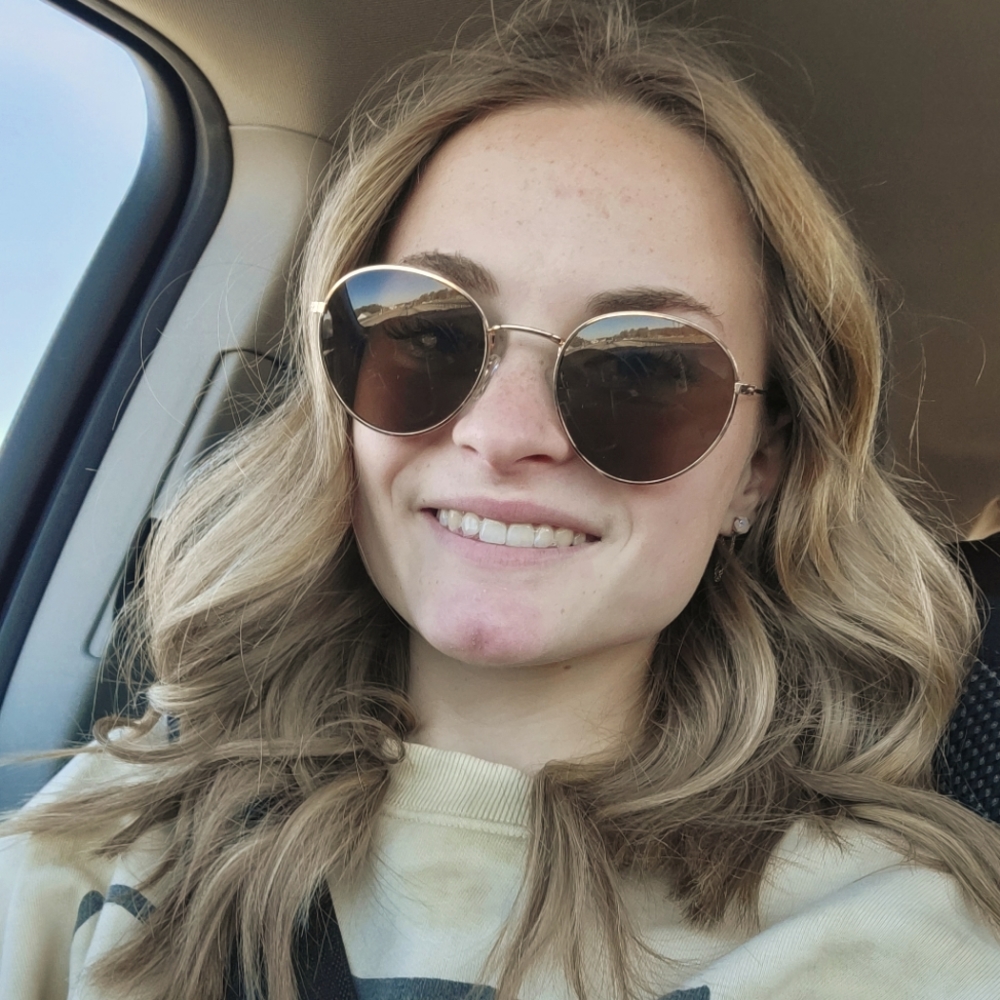 Meet your Posher, Paige
